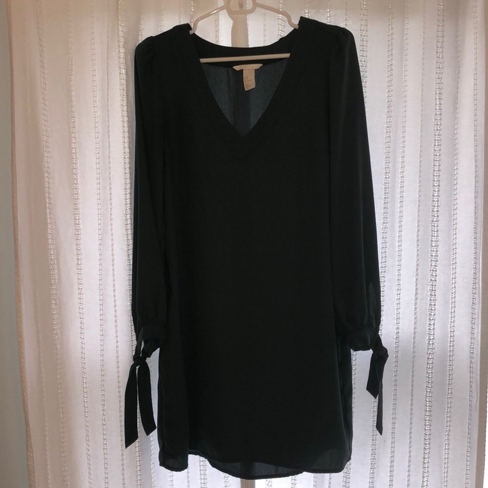 H&M Mini Green Long Sleeve Dress